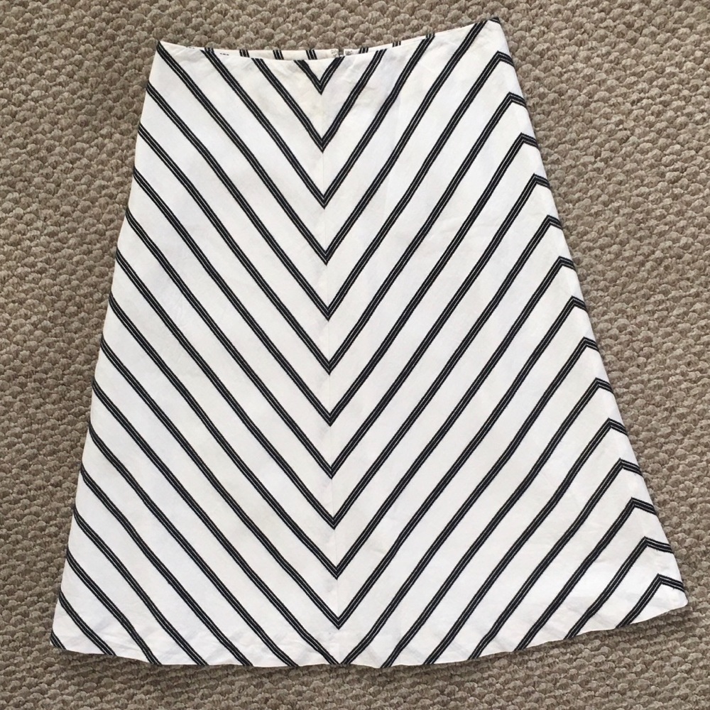 Talbots linen midi skirt in black and white chevron